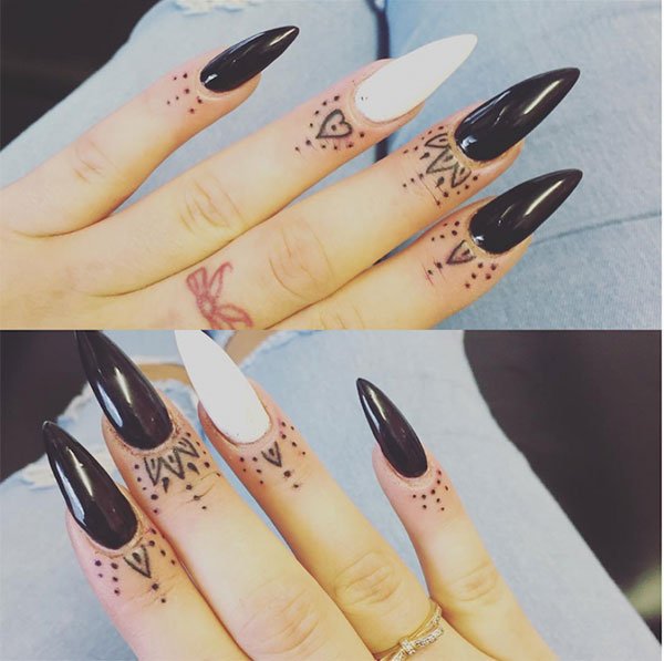 bellos Tatuajes para cutículas